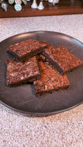 Fudge Brownie Box (18 Brownies)